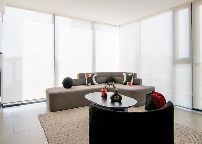 Santa Fe Red Beautiful Apartment! *
